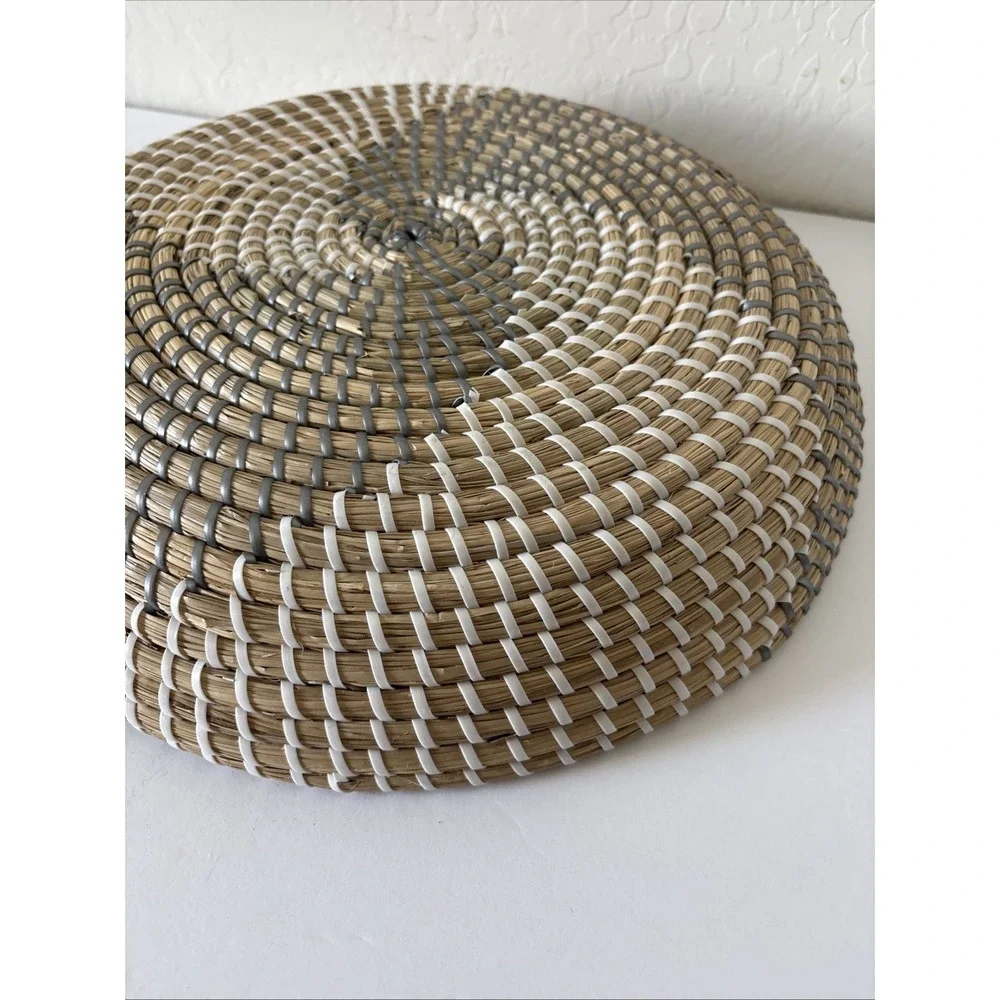 N/A beautiful handwoven